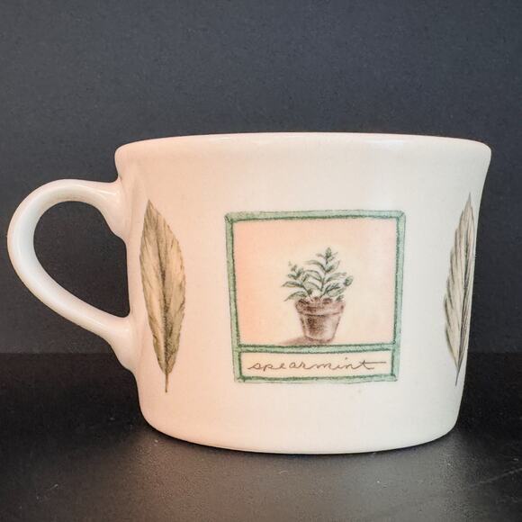 Vintage Pfaltzgraff Yorktowne Stoneware Childs Bear Double Handle Mug,1967-1990s - Picture 5 of 8